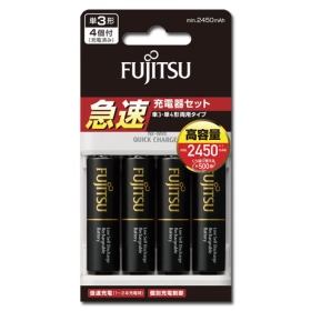 FUJITSU 急速型充電器組(含四顆3號高容量低自放電池)